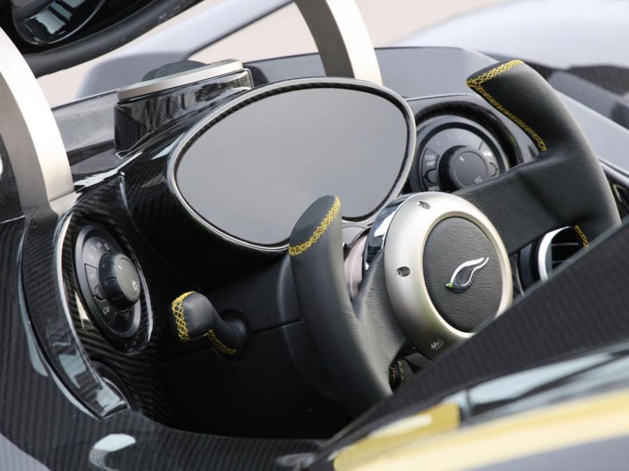  Tramontana R 2009 года  (фото 10 из 47)